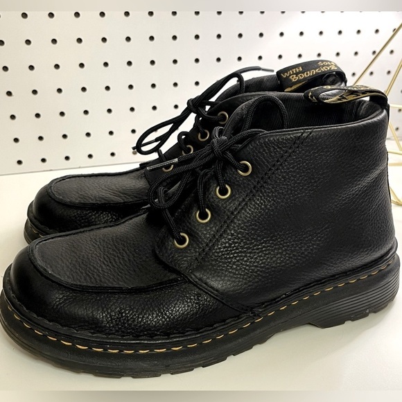 Doc Martens Austin Moc Toe Boots AW004 Black Leather Lace 90s Gorpcore EUC M8 W9 main image 15